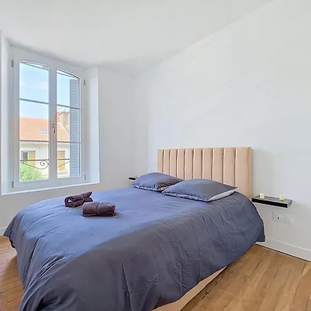 Grand T5 100m2 Lumineux - Climatisé - 10 Min Du Centre-ville Appartamento