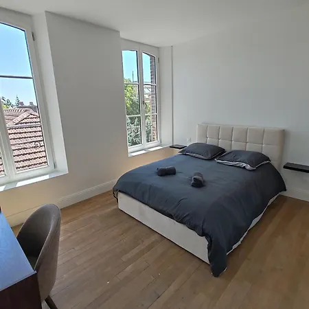 Appartement Grand T5 100m2 Lumineux - Climatise - 10 Min Du Centre-ville Sainte-Savine