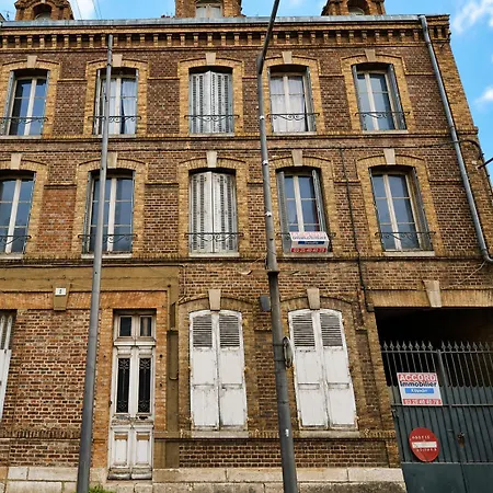 Grand T5 100m2 Lumineux - Climatise - 10 Min Du Centre-ville *